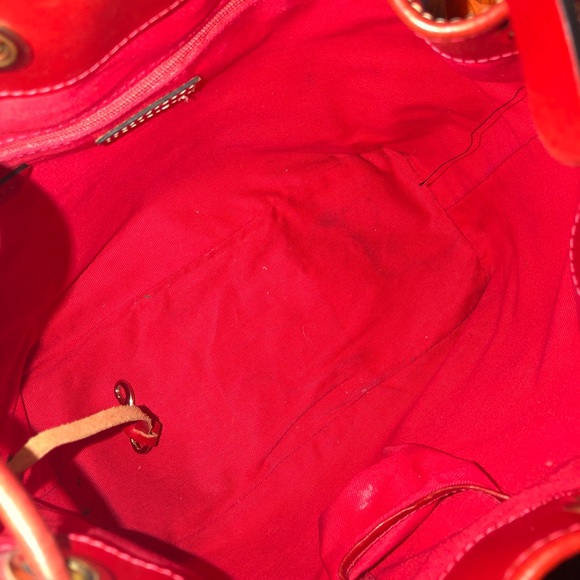 Dooney & Bourke zebra off white red black bucket - Picture 9 of 9